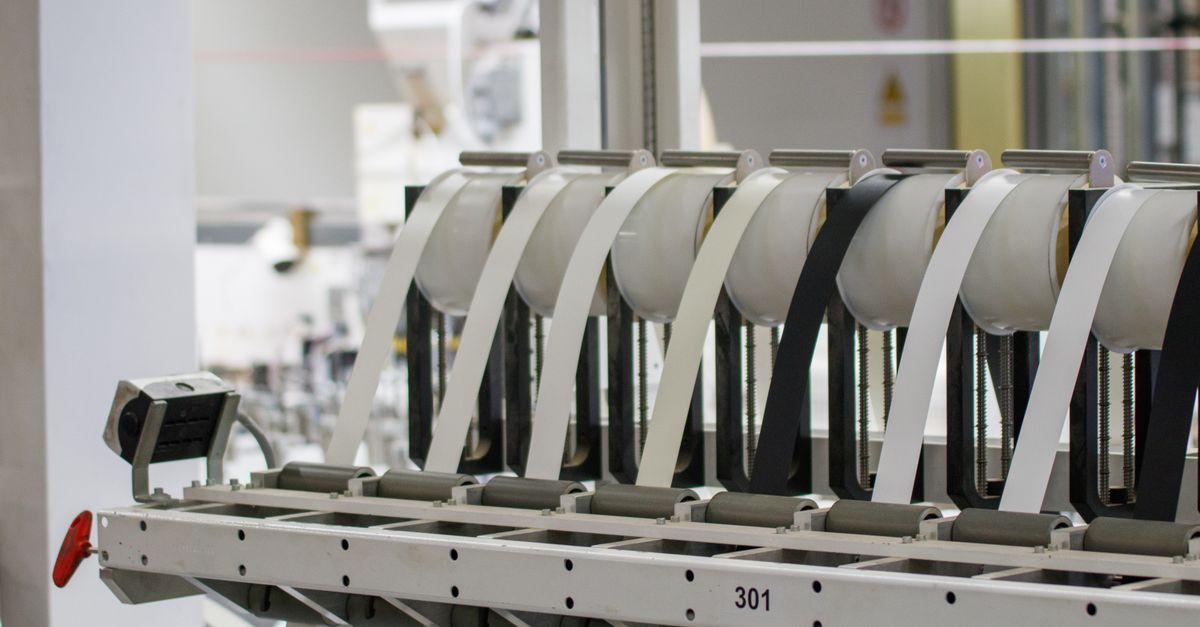 notebook assembly line